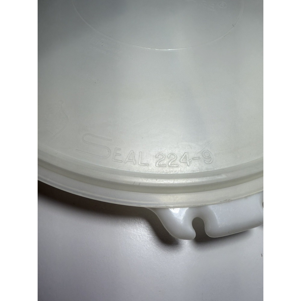 Vintage‎ Tupperware White Party Susan Divided Vegetable Relish Tray w Lid #224-9 - Picture 3 of 10